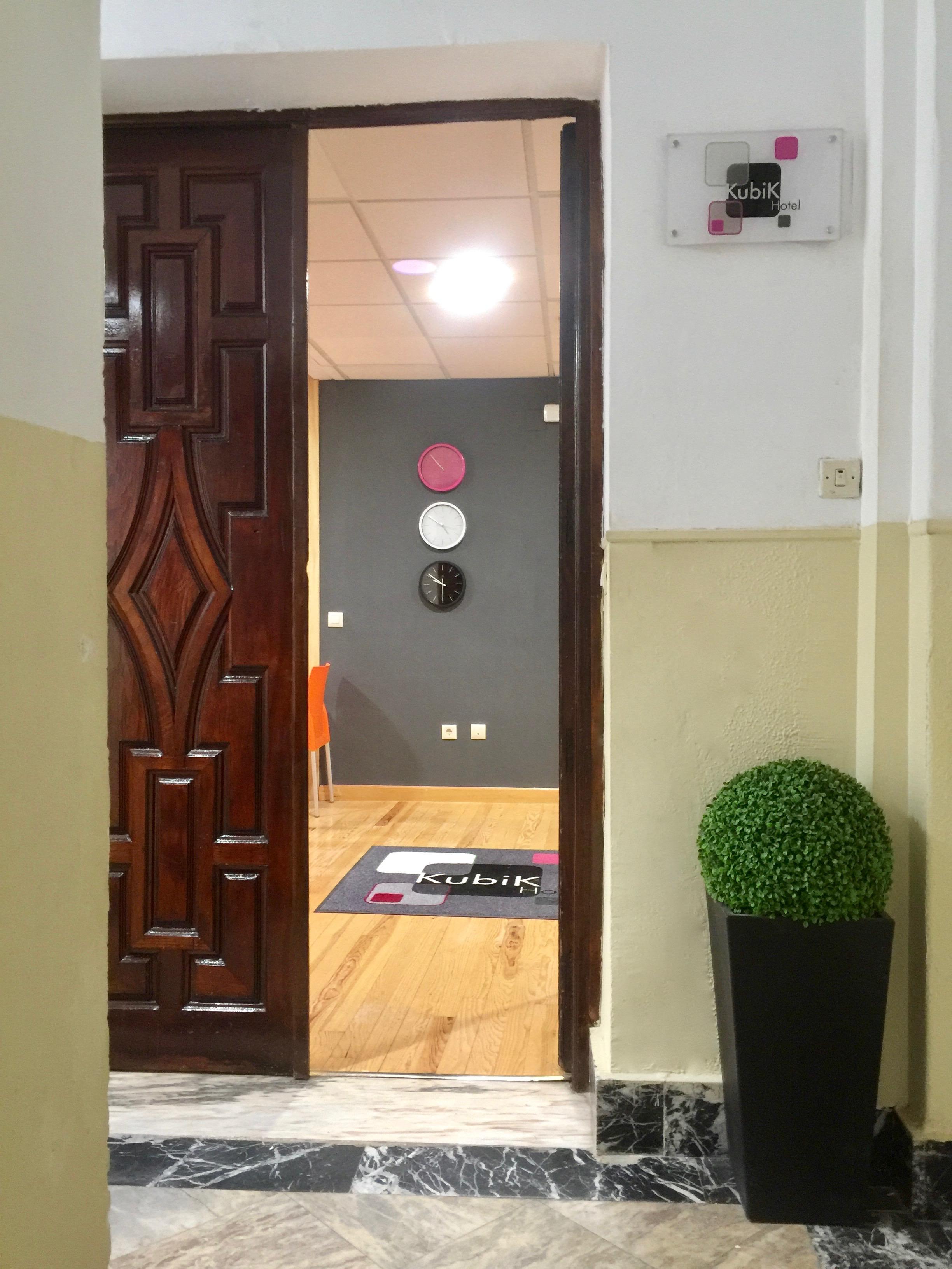 Kubik Hotel Caces Extérieur photo