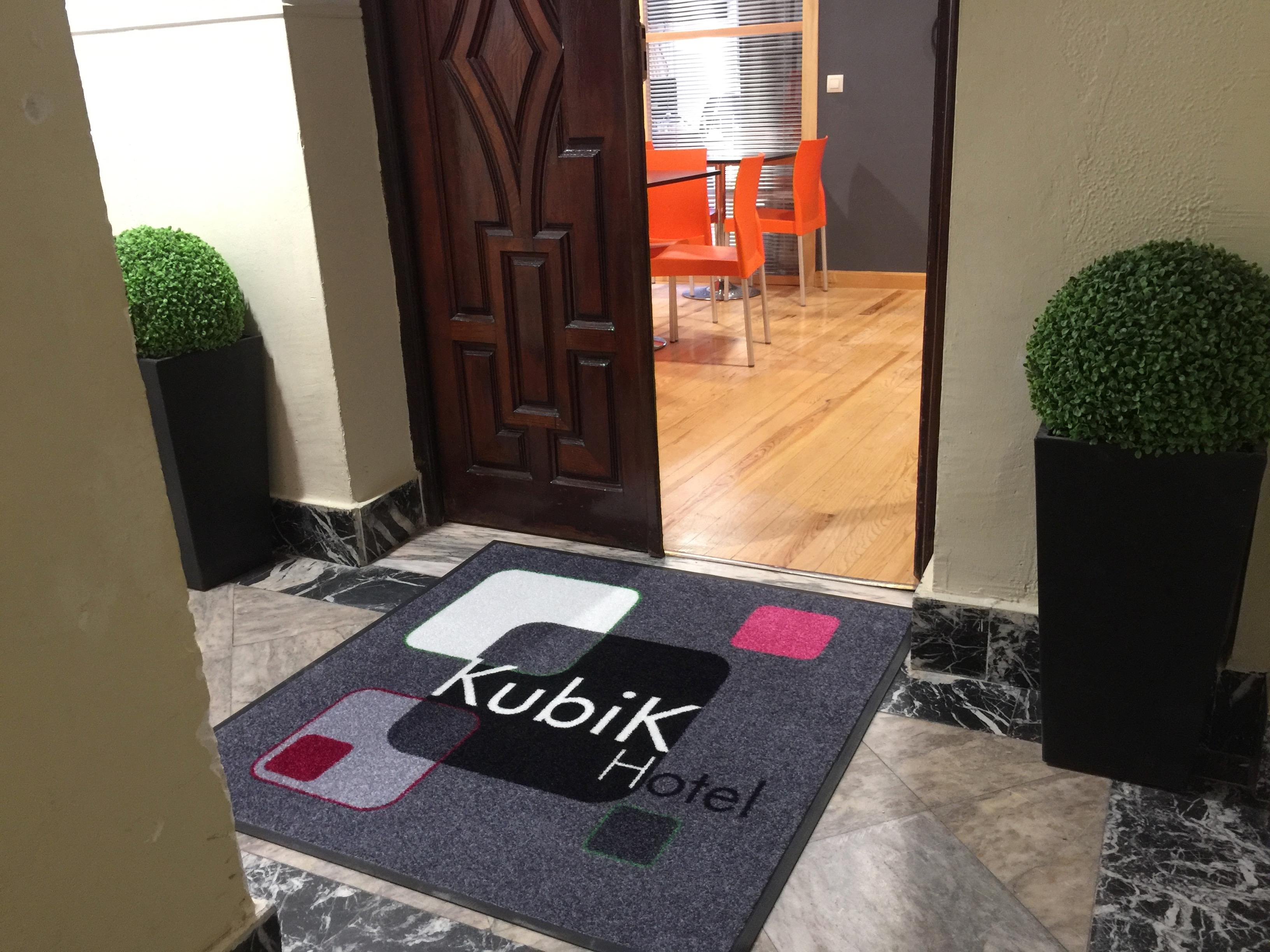 Kubik Hotel Caces Extérieur photo