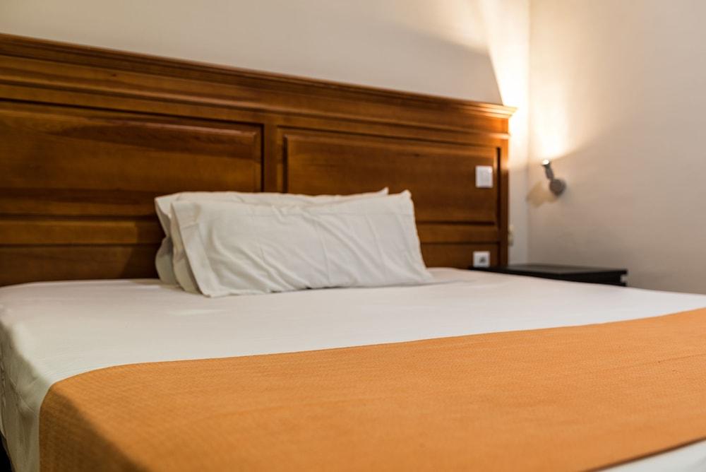 Kubik Hotel Caces Extérieur photo